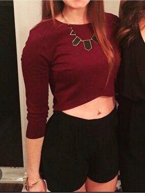 Women's Burgundy 3/4 Sleeve Crop Top